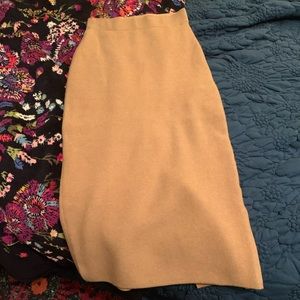 Aritzia Johan skirt XS